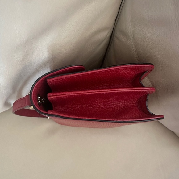 Authentic Gucci Interlocking G Bag - Picture 10 of 16